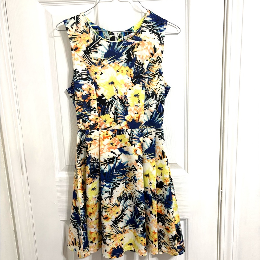 Floral Sleeveless Midi Dress in Yellow & Navy
